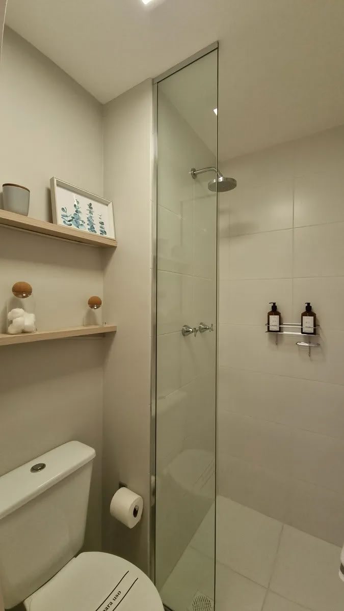 Banheiro do decorado, outra vista